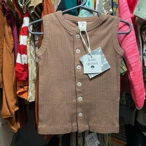 Sleeveless shirt from kate quinn.